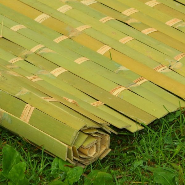 Kosher-certified bamboo schach mat for Sukkah roof, durable and natural