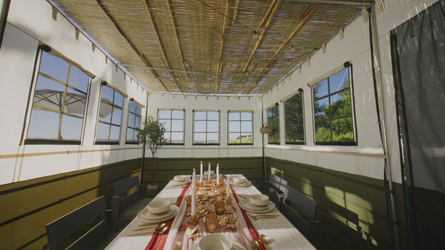 Deluxe Sukkah